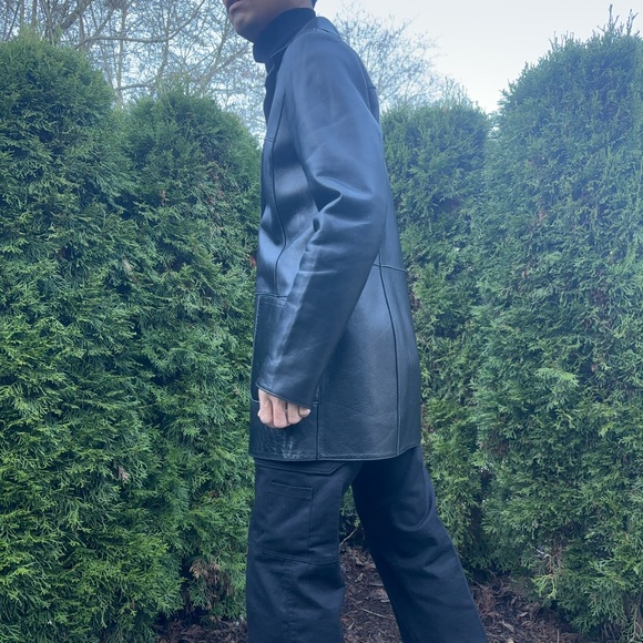 Danier original leather jacket - Picture 4 of 6